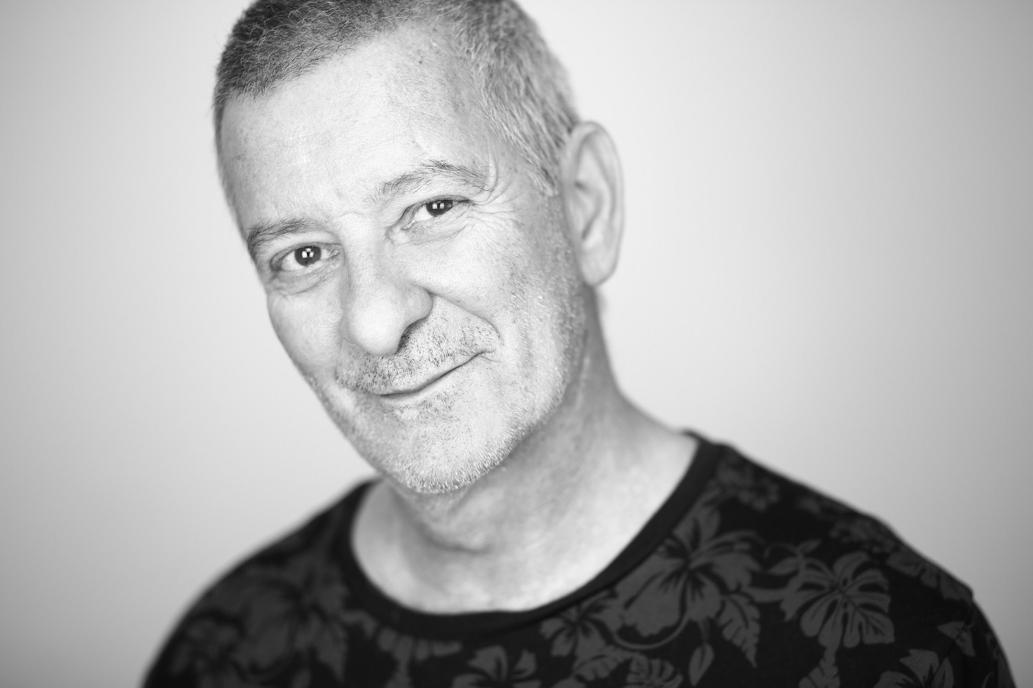 Mychol looking slick.